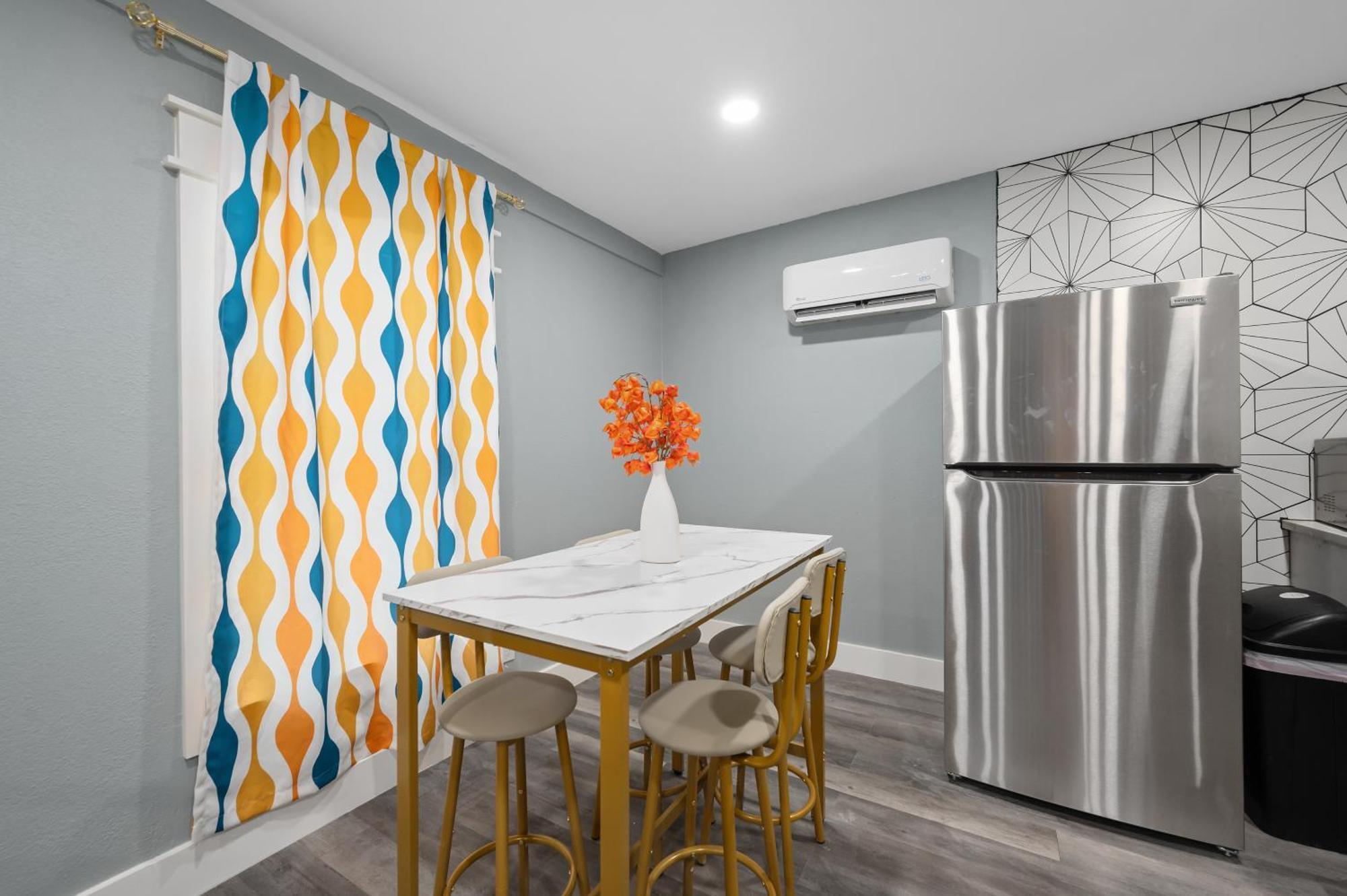 Elegant 2Br Apt Near Med Center With Free Park Houston Exteriör bild